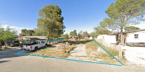 194 Camp Fire Dr, California City, CA 93505