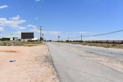 26197 20 Mule Team Rd, Boron, CA 93516