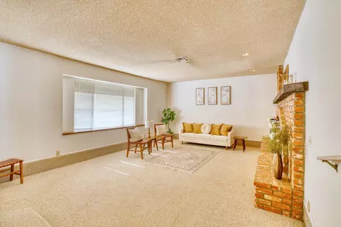 Living - 43320 41st St W, Lancaster, CA 93536 photo 1 of 2
