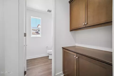 Entry Way - 39635 Nicholas Ct, Palmdale, CA 93551 photo 4 of 14