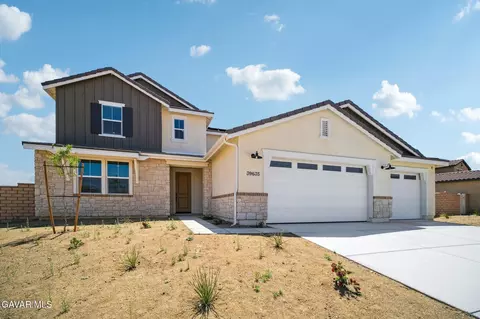 39635 Nicholas Ct, Palmdale, CA 93551