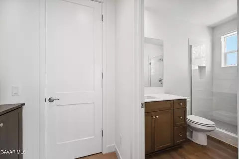 Entry Way - 39635 Nicholas Ct, Palmdale, CA 93551 photo 6 of 14