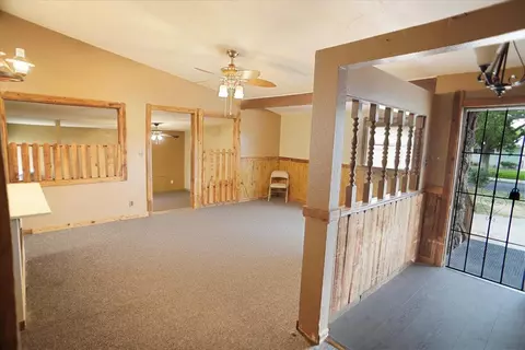 Living - 44037 Heaton Ave, Lancaster, CA 93534 photo 1 of 4
