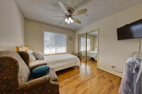 Bedroom - 29948 Greenwater Dr, Tehachapi, CA 93561 photo 4 of 4