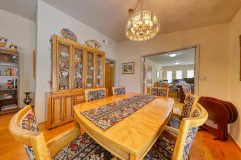 Dining - 29948 Greenwater Dr, Tehachapi, CA 93561 photo 4 of 4