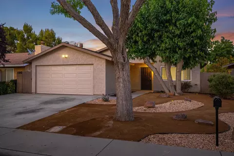 44426 Watford Ave, Lancaster, CA 93535