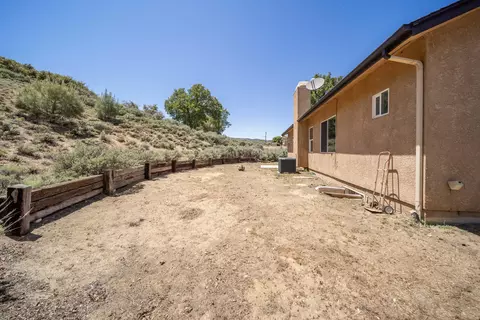 24481 Jacaranda Dr, Tehachapi, CA 93561 photo 30