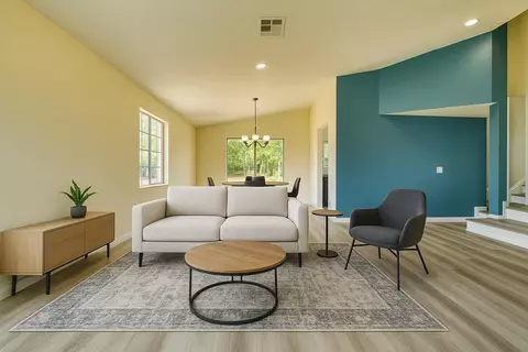 Living - 44031 Mallow Ct, Lancaster, CA 93535 photo 3 of 5