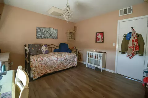 Bedroom - 37830 110th St E, Littlerock, CA 93543 photo 2 of 6