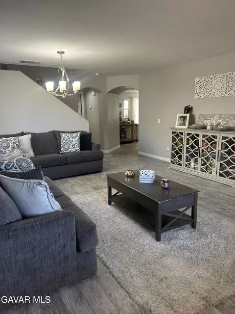 3649 Ave H10 E, Lancaster, CA 93535 photo 2