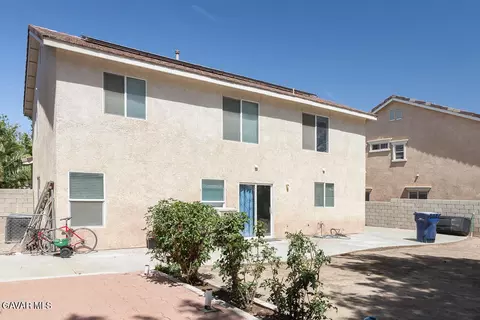 Exterior - 45704 Barham Ave, Lancaster, CA 93534 photo 4 of 4
