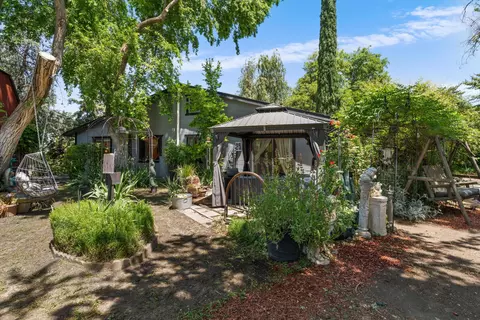 Exterior - 22428 Highline Rd, Tehachapi, CA 93561 photo 7 of 14