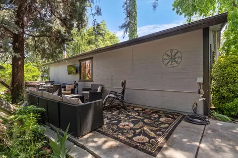 Exterior - 22428 Highline Rd, Tehachapi, CA 93561 photo 10 of 14