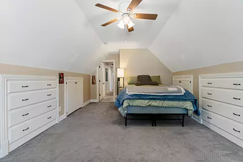 Bedroom - 21313 Carriage Dr, Tehachapi, CA 93561 photo 3 of 3