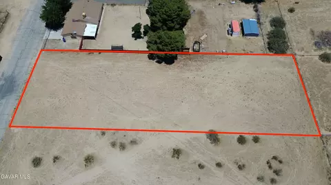 178 Th St E, Lancaster, CA 93535 photo 5