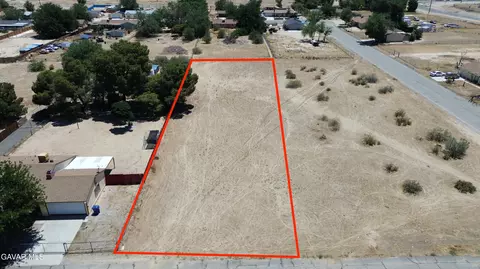 178 Th St E, Lancaster, CA 93535 photo 4
