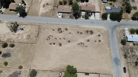 178 Th St E, Lancaster, CA 93535 photo 8
