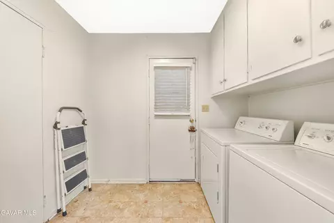Other - 632 Oldfield St E, Lancaster, CA 93535 photo 3 of 3