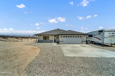10715 Wilson Dr, California City, CA 93505