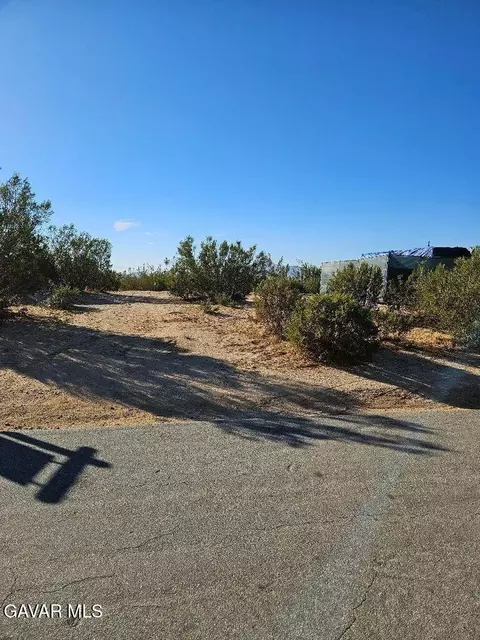 2768 Encina Ave, Mojave, CA 93501 photo 7