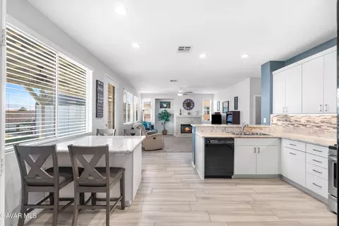 Kitchen - 4604 Trojan Ct, Lancaster, CA 93536 photo 1 of 6