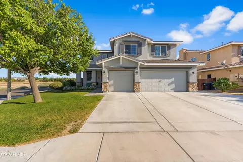 Exterior - 4604 Trojan Ct, Lancaster, CA 93536 photo 3 of 16