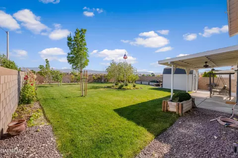 Exterior - 4604 Trojan Ct, Lancaster, CA 93536 photo 14 of 16