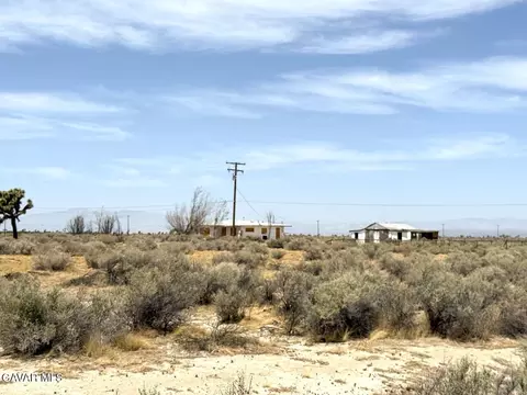 Exterior - 46400 120th St E, Lancaster, CA 93535 photo 1 of 5