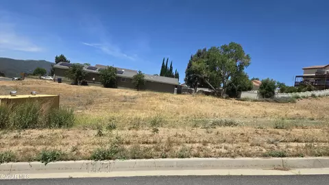 Limeridge Dr, Lake Elizabeth, CA 93532