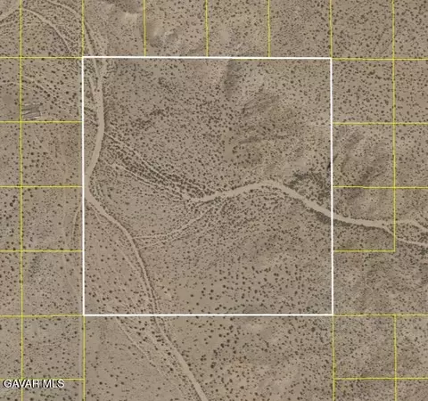 245 Th St East And A8, Lancaster, CA 93535 photo 2