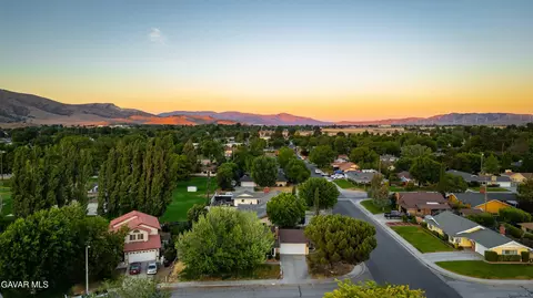 View/Area - 500 Oakwood St, Tehachapi, CA 93561 photo 1 of 2