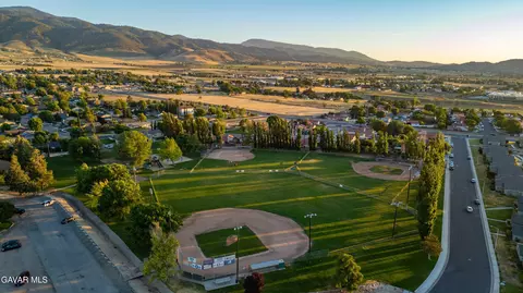 View/Area - 500 Oakwood St, Tehachapi, CA 93561 photo 2 of 2