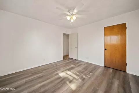Bedroom - 500 Oakwood St, Tehachapi, CA 93561 photo 4 of 7