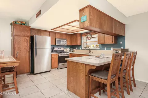 1037 Herzel Ave, Lancaster, CA 93535 photo 11