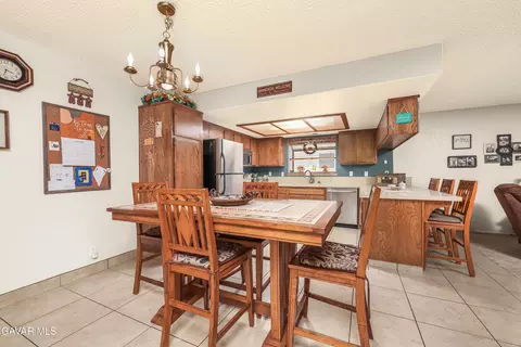 1037 Herzel Ave, Lancaster, CA 93535 photo 13