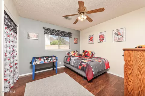 1037 Herzel Ave, Lancaster, CA 93535 photo 21