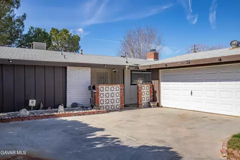 38847 E 2nd Street St E, Palmdale, CA 93550 photo 2