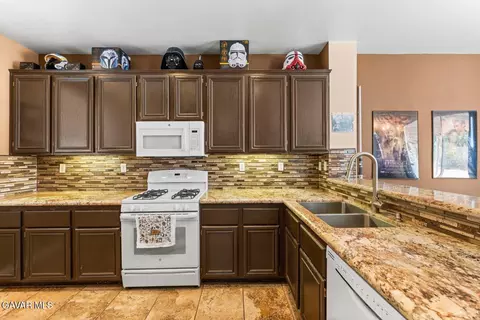 1706 Regents St, Lancaster, CA 93534 photo 13