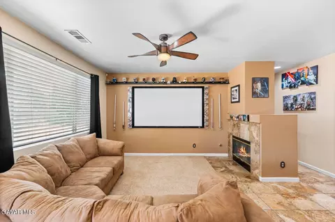 1706 Regents St, Lancaster, CA 93534 photo 8