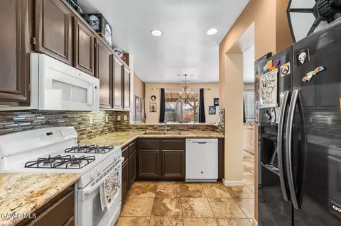 1706 Regents St, Lancaster, CA 93534 photo 17