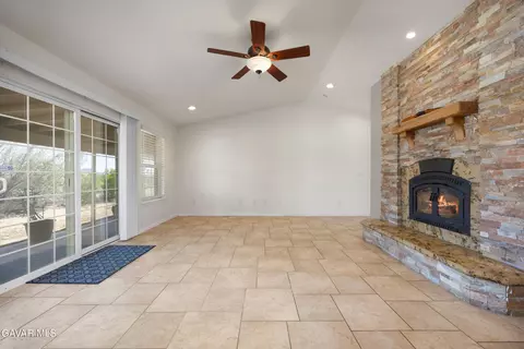 4961 Montiverde Rd, Mojave, CA 93501 photo 16