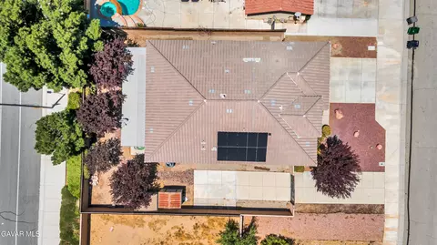 View/Area - 43627 Rialto Dr, Lancaster, CA 93535 photo 1 of 5