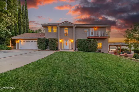 42725 Deer Walk Rd, Lake Hughes, CA 93532