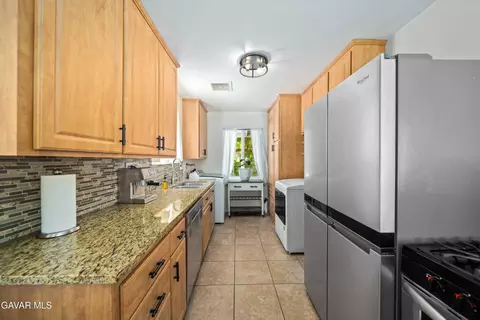 Other - 44055 Elm Ave, Lancaster, CA 93534 photo 1 of 9