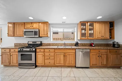 42903 Normandy Ln, Lancaster, CA 93536 photo 11