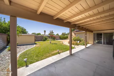 42903 Normandy Ln, Lancaster, CA 93536 photo 33
