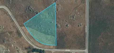 10 Assault Dr, Tehachapi, CA 93561 photo 4