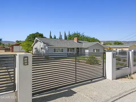 5136 Avenue L8 W, Lancaster, CA 93536