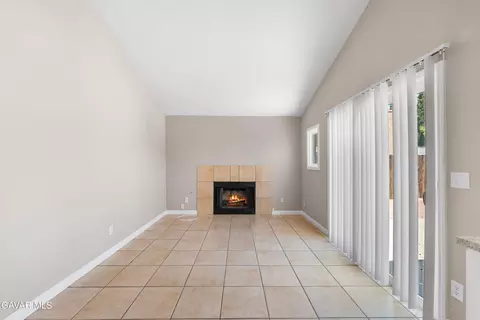 39056 Dianron Rd, Palmdale, CA 93551 photo 18