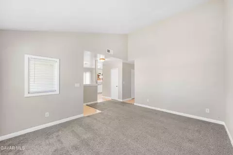 39056 Dianron Rd, Palmdale, CA 93551 photo 7